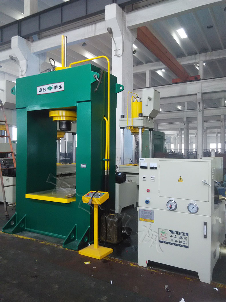 150T龍門(mén)導(dǎo)向液壓機(jī)(圖2) 150T龍門(mén)導(dǎo)向液壓機(jī)產(chǎn)品實(shí)拍