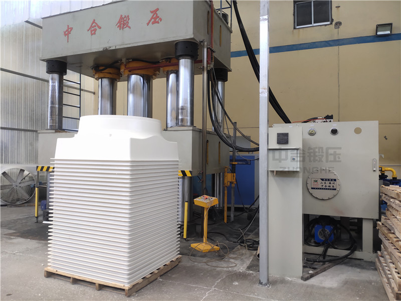 風機殼生產(chǎn)設(shè)備_玻璃鋼成型油壓機_1200噸液壓機