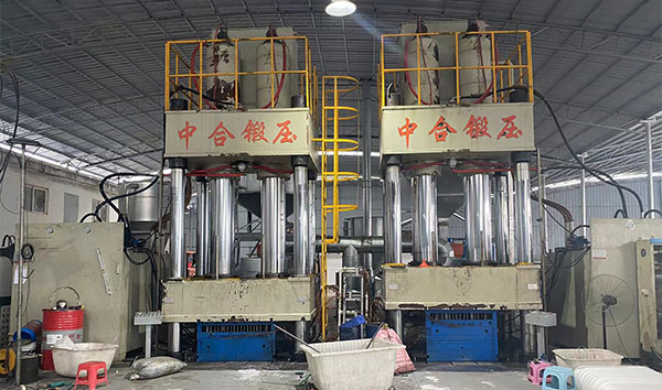 1000噸四柱液壓機（復(fù)合材料模壓、陶瓷粉末成型）