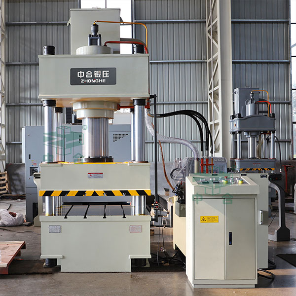 315噸液壓機(jī).jpg 315噸液壓機(jī).jpg