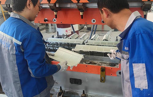 模壓仿古樹脂瓦需要多大噸位液壓機(jī)？