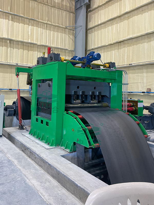 開料校平裝置.jpg 開料校平裝置.jpg