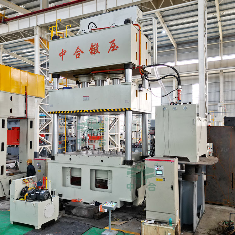 1000噸四柱液壓機(jī).jpg 1000噸四柱液壓機(jī).jpg