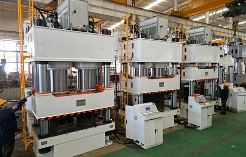 1600噸四柱液壓機(jī)（木屑托盤、塑料托盤）