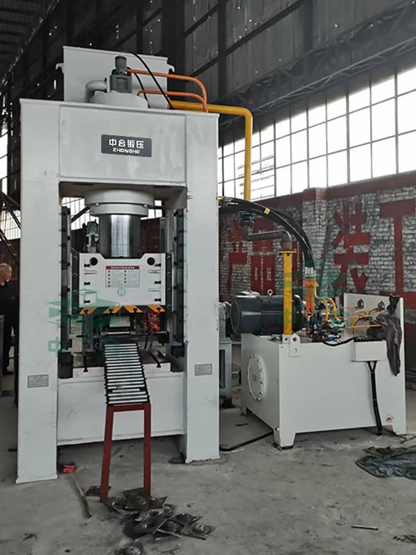 315噸錨桿托盤液壓機(jī).jpg 315噸錨桿托盤液壓機(jī).jpg