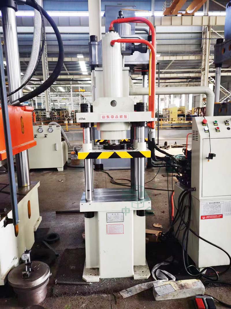 63噸快速四柱液壓機 63噸快速四柱液壓機