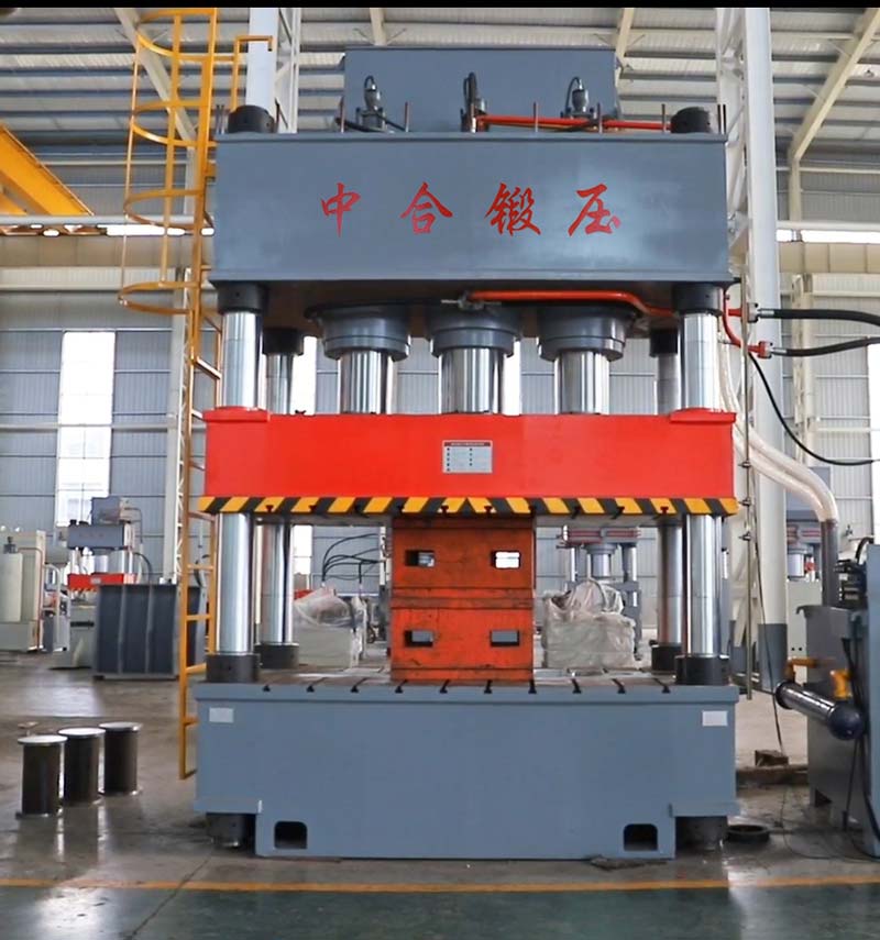 1500噸三梁四柱液壓機(jī)的參數(shù)、價(jià)格(圖1)