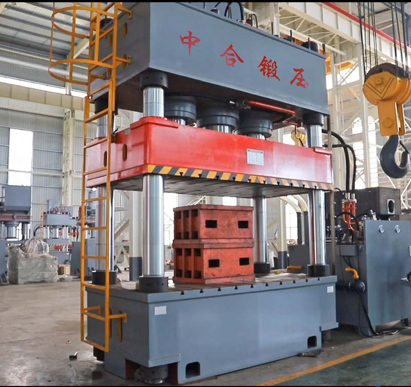 1500噸三梁四柱液壓機(jī)的參數(shù)、價(jià)格(圖2)